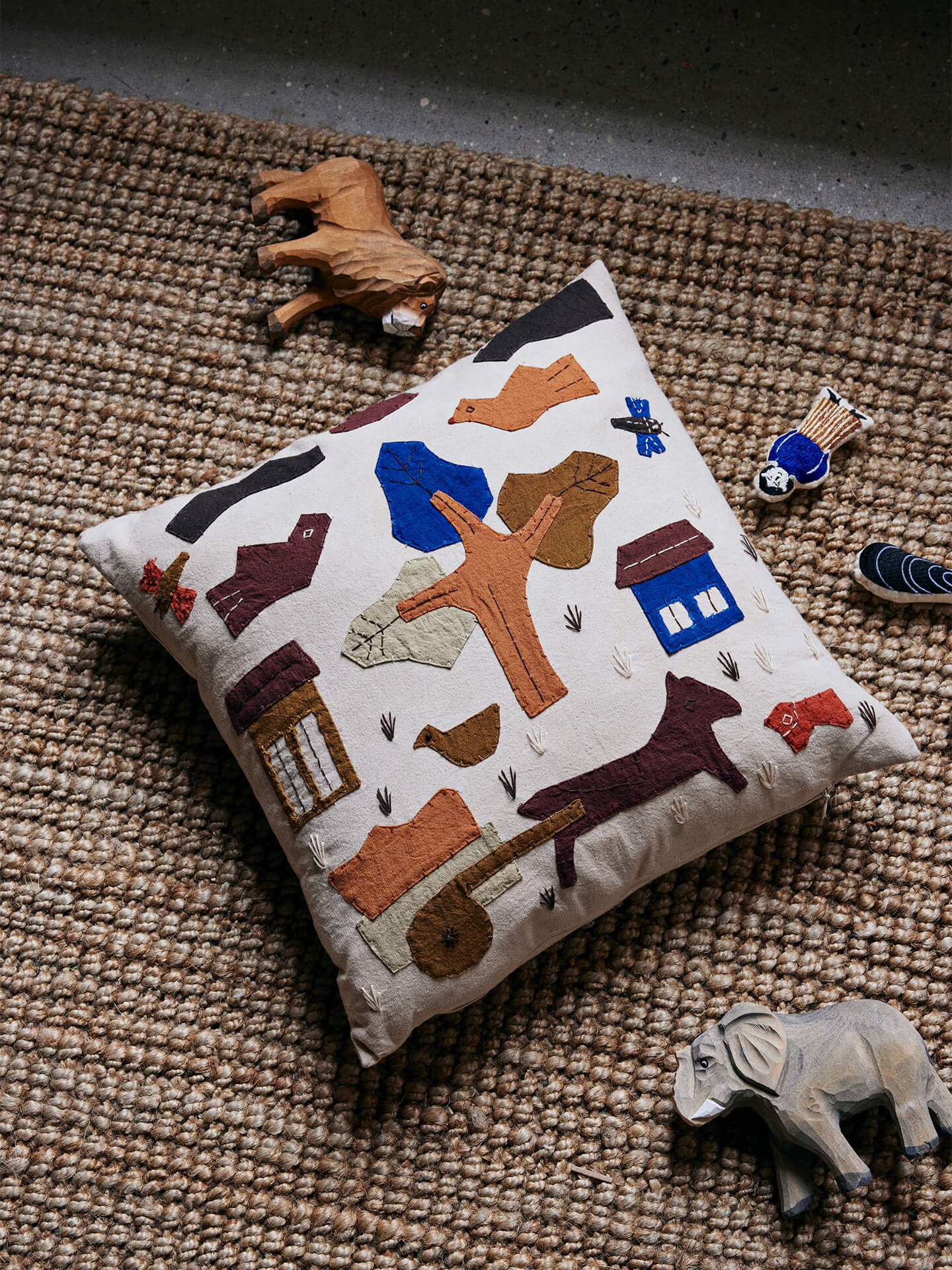 Village Cushion