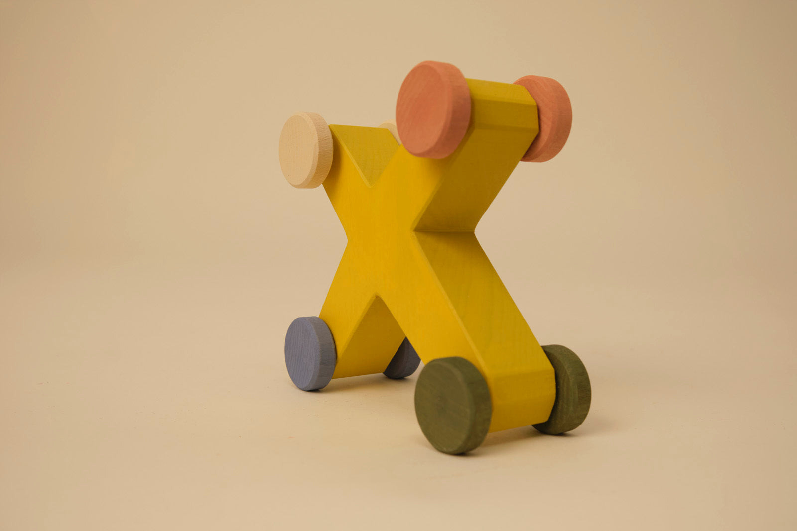 Design Auto - Cross Vehicle