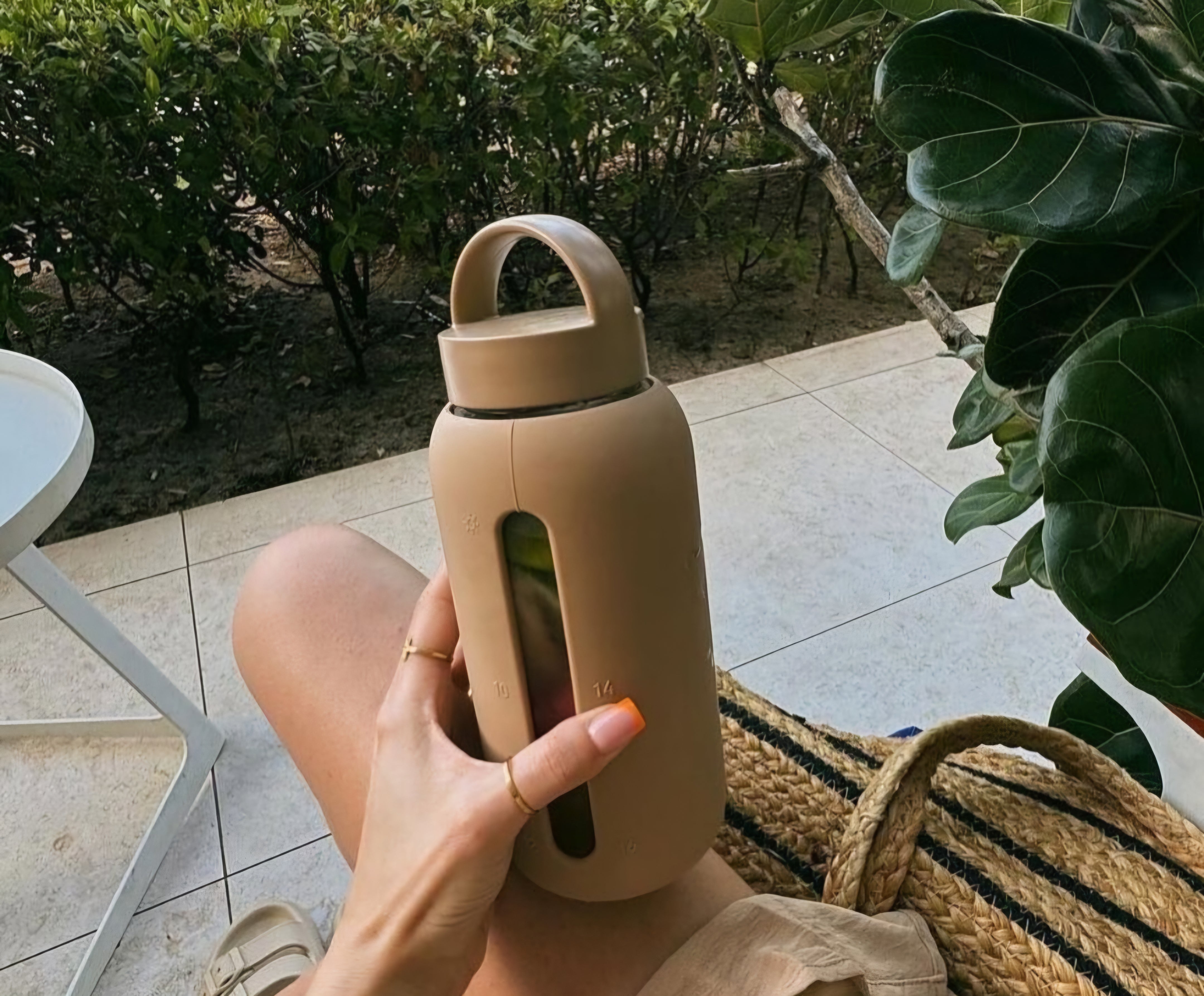 Trinkflasche aus Glas - Milk Coffee